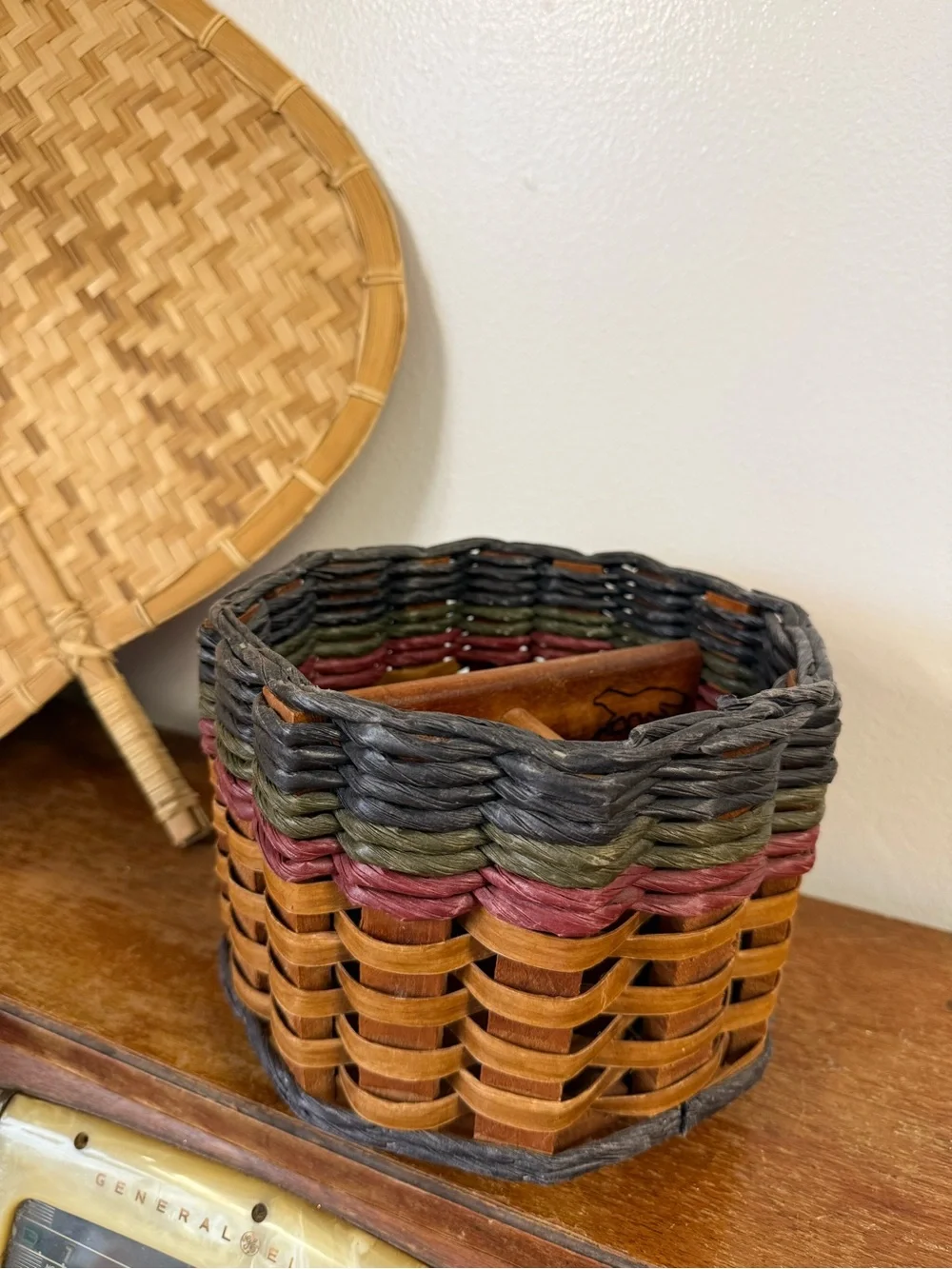 Vintage Fox Creek Basket Co. Divided Basket Organizer Lazy Susan Americana USA